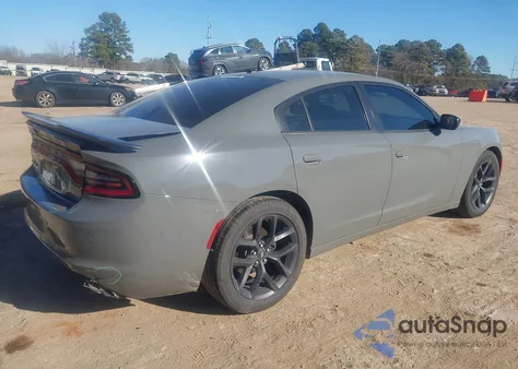 2019 Dodge Charger Sxt Rwd z USA, uszkodzony, nr VIN 2C3CDXBG0KH715111